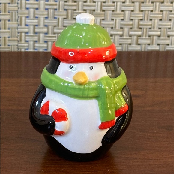 🎄VTG Penguin Salt & Pepper Shakers Christmas/Winter/Holiday Décor by Trim A Home - Picture 3 of 9